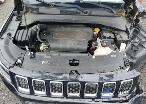 2018 Jeep Compass Latitude z USA, uszkodzony, nr VIN 3C4NJDBB9JT114947